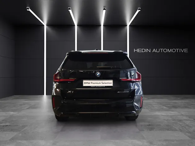 BMW X1 30e xDrive paddles