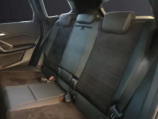 BMW X1 30e xDrive paddles