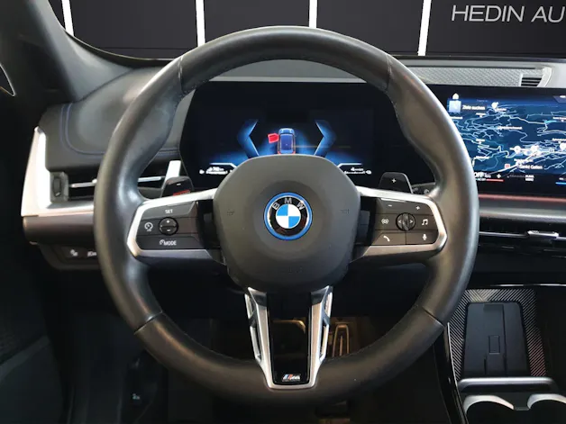 BMW X1 30e xDrive paddles
