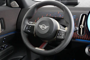 immagine del veicolo MINI Countryman U25 2.0i S ALL4