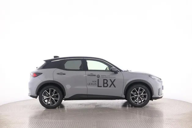 Lexus LBX 1.5 Hybrid Emotion