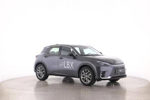 Fahrzeugbild LEXUS LBX 1.5 Hybrid Relax AWD