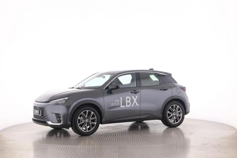 Fahrzeugbild LEXUS LBX