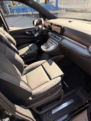 Mercedes-Benz V 300 d Swiss Ed. lang 4matic Van
