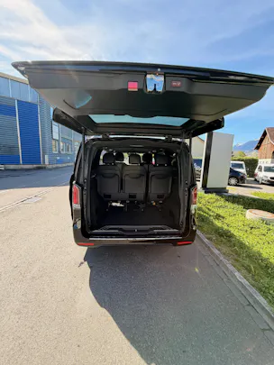 Mercedes-Benz V 300 d Swiss Ed. lang 4matic Van