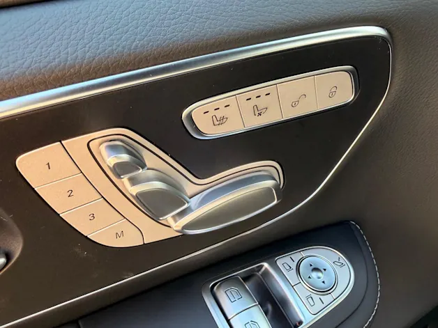 Mercedes-Benz V 300 d Swiss Ed. lang 4matic Van
