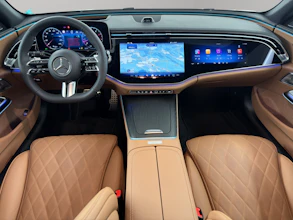 https://vehicle.imgix.net/4285707/723e82ec-b5ee-4b74-913c-1a58840cc805.jpg