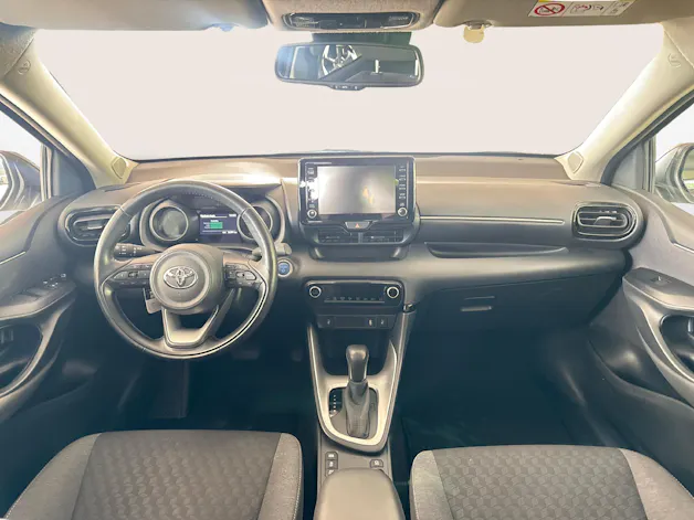 Toyota Yaris 1.5 VVT-i HSD Trend + Ruote invernali incluse