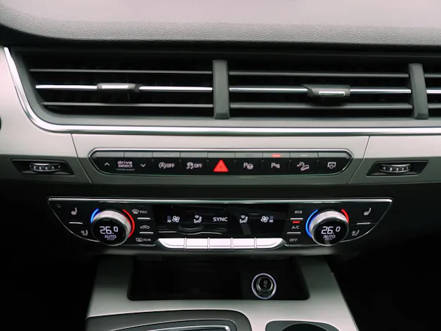 Audi Q7 50 TDI quattro T-Tronic