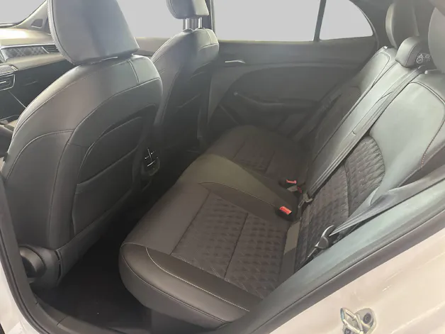 MG 3 1.5 Hybrid Luxury