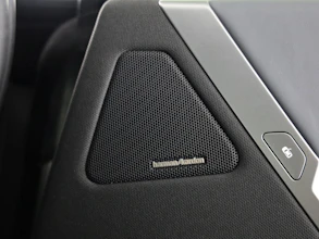 https://vehicle.imgix.net/4285788/455f1c07-5ee8-4323-a320-07147f4fce75.jpg