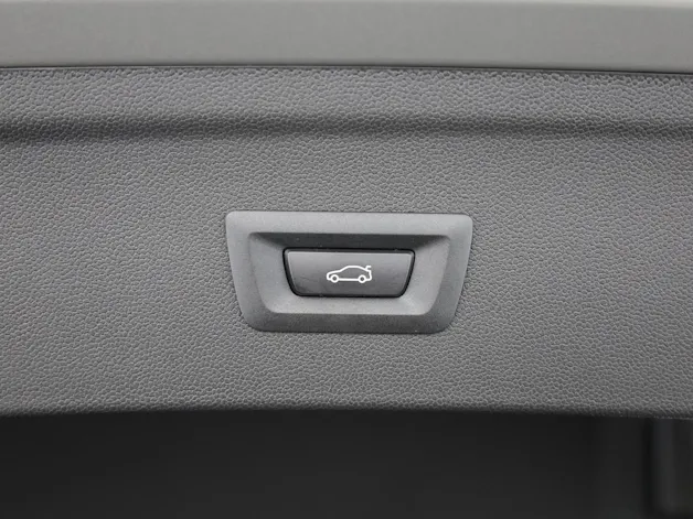 BMW iX xDrive60