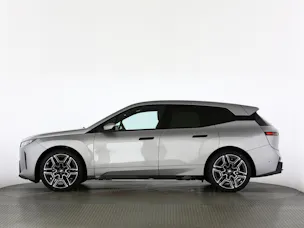 BMW iX xDrive60