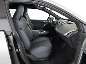 https://vehicle.imgix.net/4285788/dd0a4c8b-b045-4a35-bf30-dd0eadbd60f6.jpg