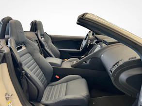 https://vehicle.imgix.net/4285799/9bc37c49-427c-49bb-8253-914b1f57c6c7.jpg