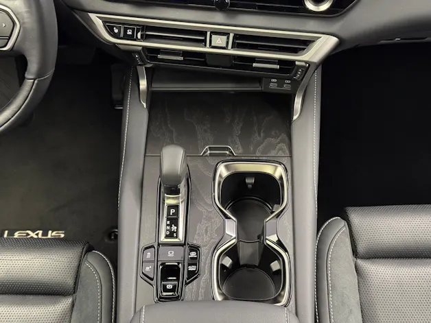 Lexus RX 450h+ Excellence