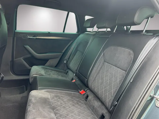 Škoda Superb Combi 1.4 TSI PHEV SportLine DSG