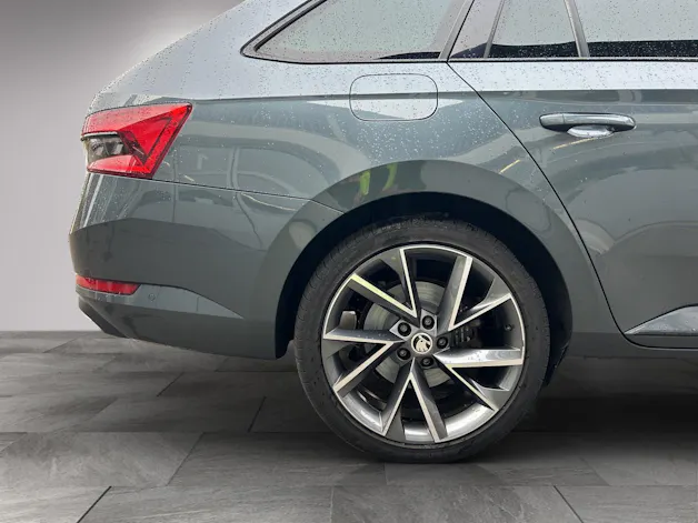Škoda Superb Combi 1.4 TSI PHEV SportLine DSG