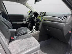 Suzuki Vitara 1.4 T Sakura Top Hybrid 4x4