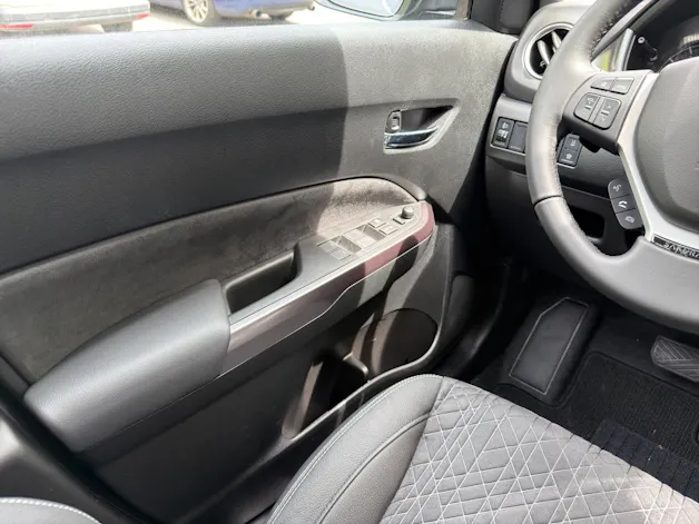 Suzuki Vitara 1.4 T Sakura Top Hybrid 4x4