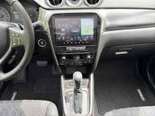 Suzuki Vitara 1.4 T Sakura Top Hybrid 4x4