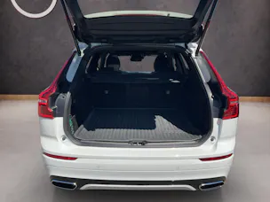 Volvo XC60 2.0 B4 MH R-Design AWD