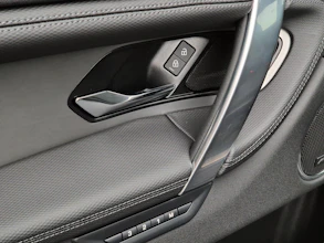 https://vehicle.imgix.net/4285886/f9af93a7-43b1-419d-aa28-248f936399af.jpg