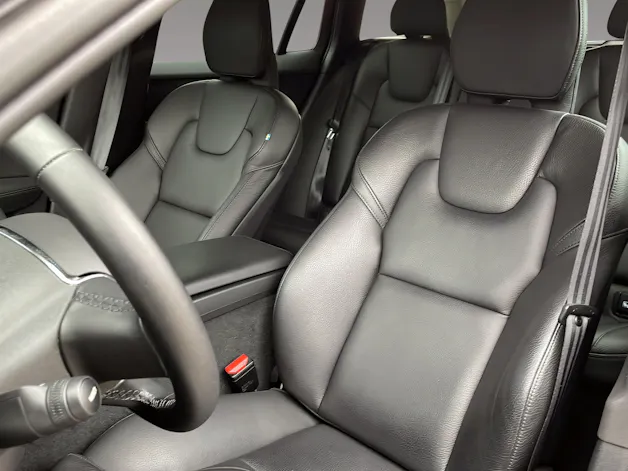 Volvo V60 Cross Country 2.0 B4 Plus AWD
