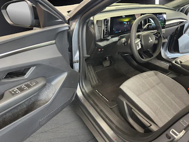MITSUBISHI ECLIPSE CROSS 14