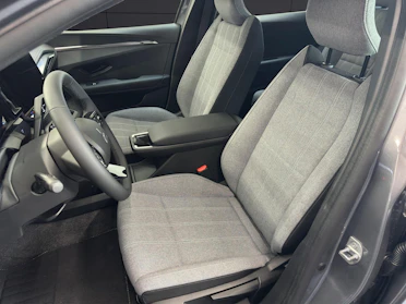 MITSUBISHI ECLIPSE CROSS 10