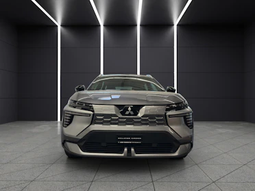 MITSUBISHI ECLIPSE CROSS 8