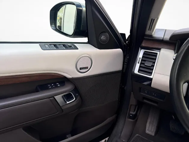 Land Rover Discovery 3.0 SDV6 HSE Luxury