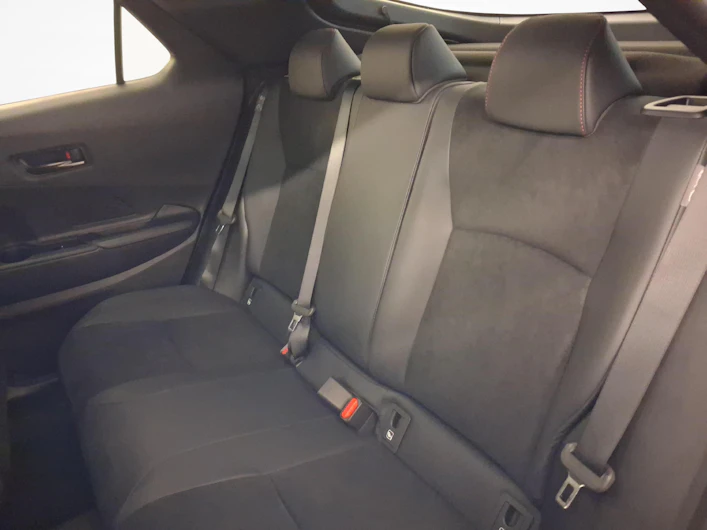 image du véhicule TOYOTA C-HR