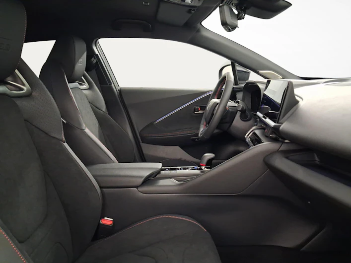 image du véhicule TOYOTA C-HR