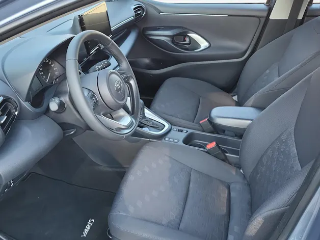 Toyota Yaris 1.5 VVT-i HSD Comfort