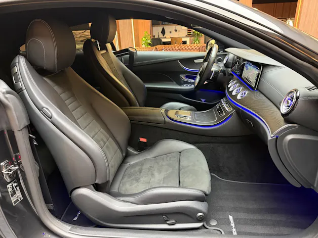 Mercedes-Benz E 200 AMG Line Coupé