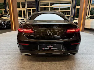 Mercedes-Benz E 200 AMG Line Coupé