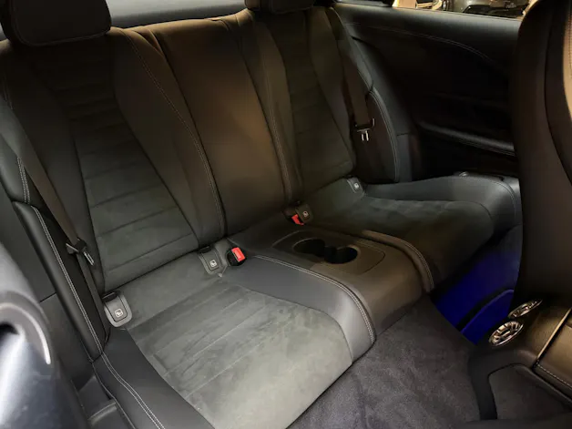 Mercedes-Benz E 200 AMG Line Coupé