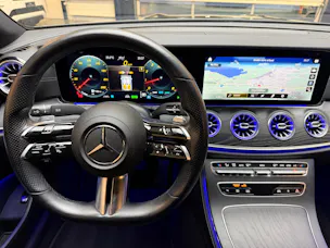 Mercedes-Benz E 200 AMG Line Coupé