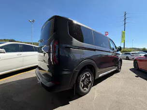 Ford Tourneo Bus 340 L1H1 65kWh Active