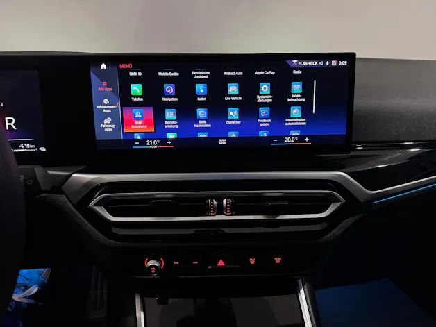 BMW 330e Steptronic M Sport Pro | Facelift |