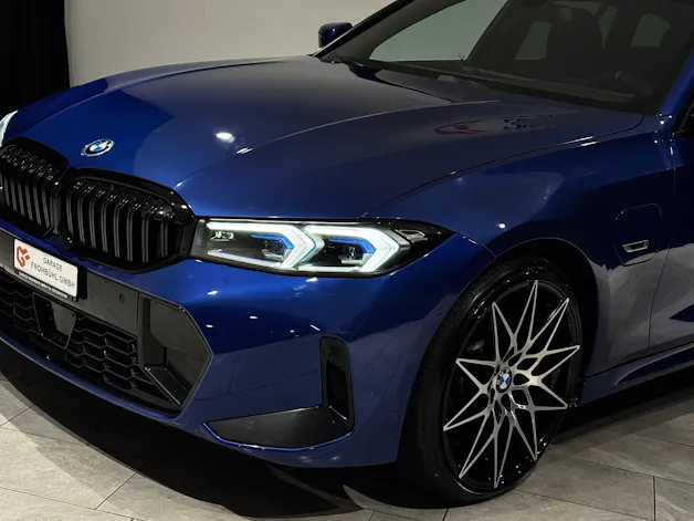 BMW 330e Steptronic M Sport Pro | Facelift |