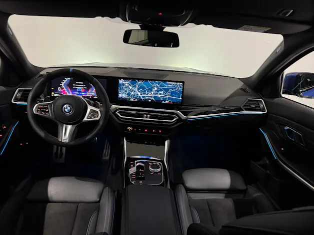 BMW 330e Steptronic M Sport Pro | Facelift |