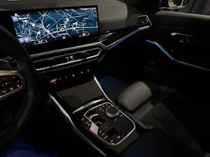 BMW 330e Steptronic M Sport Pro | Facelift |