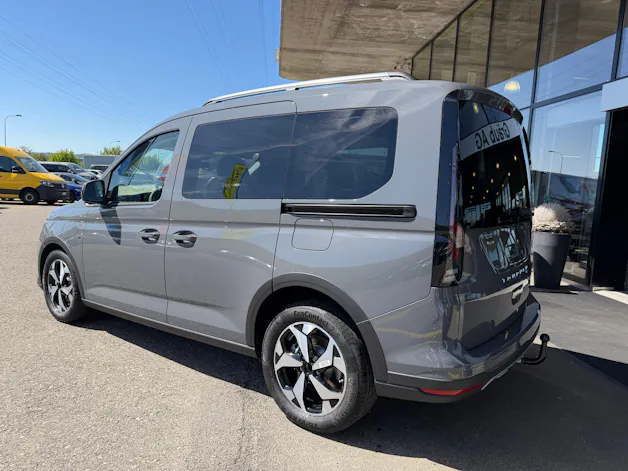 Ford Tourneo Connect 1.5 PHEV Active Automat