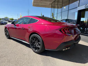 Ford Mustang Fastback 5.0 V8 GT Automat