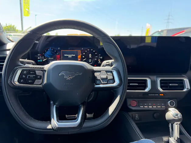 Ford Mustang Fastback 5.0 V8 GT Automat