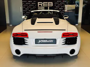 Audi R8 Spyder 4.2 S-Tronic