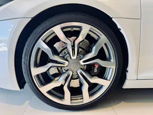 Audi R8 Spyder 4.2 S-Tronic
