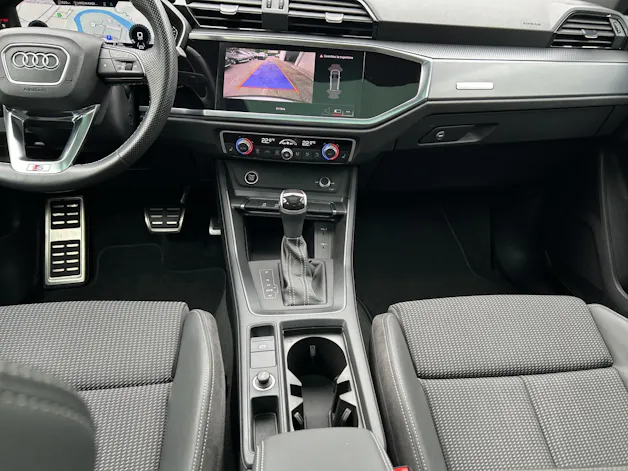 Audi Q3 35 TFSI S line Attraction S-tronic